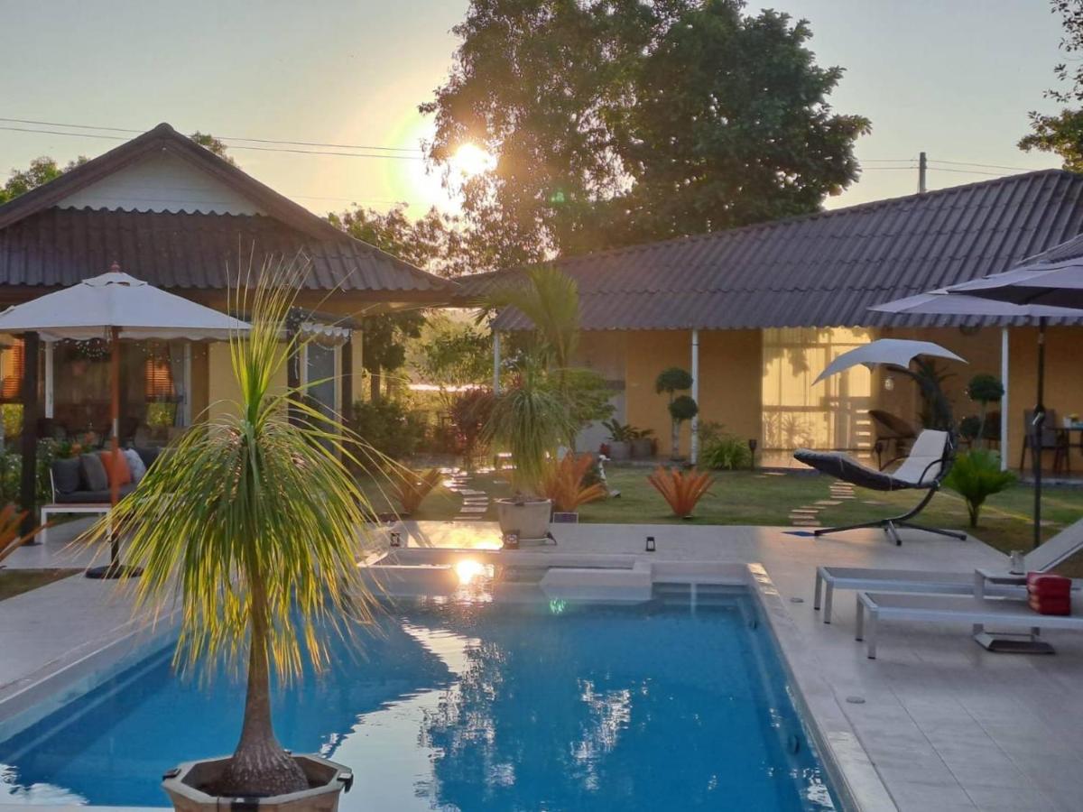 Pool Villa, Resort, Mae Ramphueng Beach, Ban Phe, Rayong, Residence M Thailand (Adults Only) Ban Chamrung エクステリア 写真