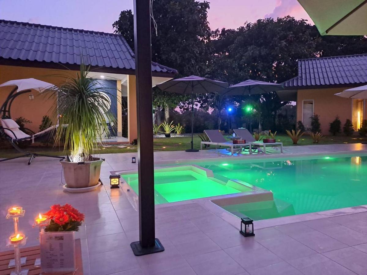 Pool Villa, Resort, Mae Ramphueng Beach, Ban Phe, Rayong, Residence M Thailand (Adults Only) Ban Chamrung エクステリア 写真