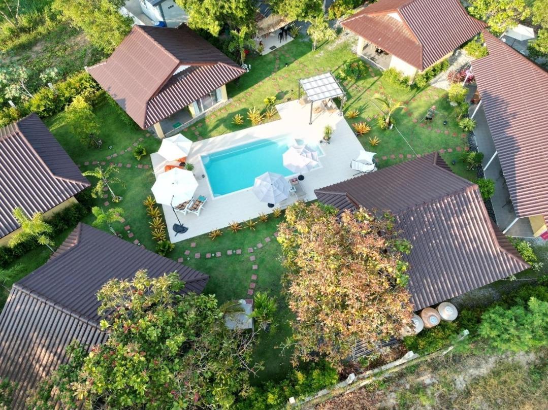 Pool Villa, Resort, Mae Ramphueng Beach, Ban Phe, Rayong, Residence M Thailand (Adults Only) Ban Chamrung エクステリア 写真
