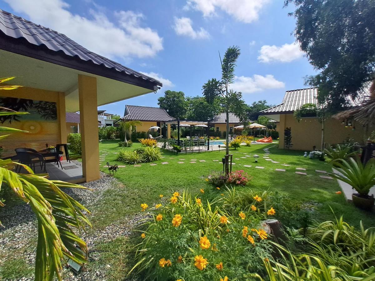 Pool Villa, Resort, Mae Ramphueng Beach, Ban Phe, Rayong, Residence M Thailand (Adults Only) Ban Chamrung エクステリア 写真